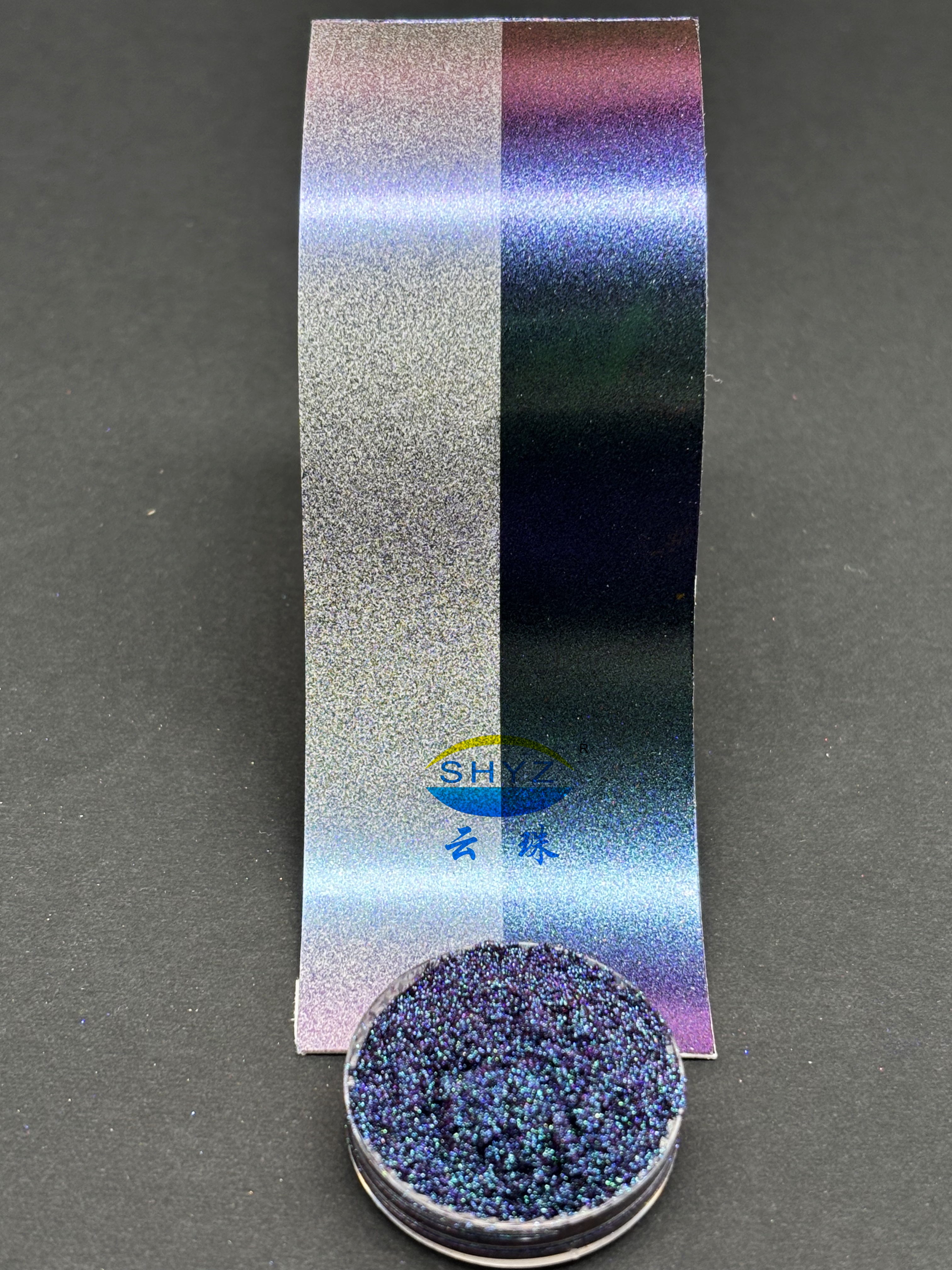 YunMulti™ GRSA00-523H Water Lilies in Bloom